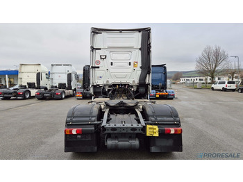 شاحنة جرار MERCEDES-BENZ ACTROS 1845 LS GIGA EURO 6: صور 3