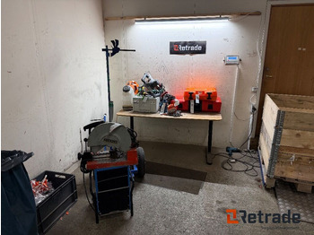 معدات البناء