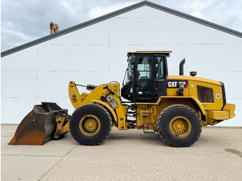 اللودر بعجل CATERPILLAR 938K