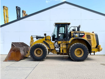 اللودر بعجل CATERPILLAR 966M