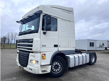 شاحنة جرار DAF XF 105 410