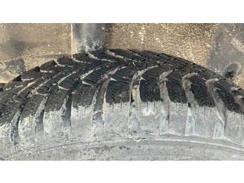 هاتشباك Toyota Yaris 1.3 - Petrol - 5 Doors - AC: صور 5 هاتشباك Toyota Yaris 1.3 - Petrol - 5 Doors - AC: صور 5