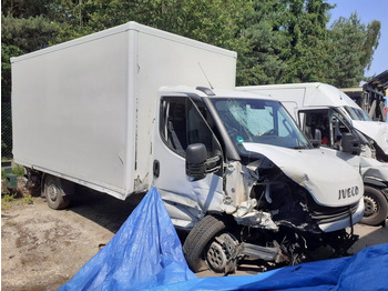 الشاحنات الصغيرة صندوق مغلق IVECO Daily 35s16