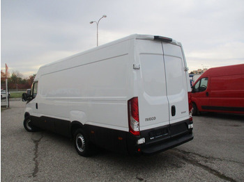 فان Iveco Daily 35S16: صور 4