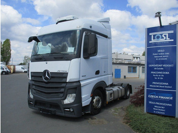 شاحنة جرار MERCEDES-BENZ Actros 1845