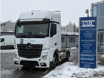 شاحنة جرار MERCEDES-BENZ Actros 1845