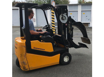 رافعة شوكية كهربائية Three-wheel electric front loader Jungheinrich EFG DF 15 with duplex mast and Meyer roller clamp: صور 5 رافعة شوكية كهربائية Three-wheel electric front loader Jungheinrich EFG DF 15 with duplex mast and Meyer roller clamp: صور 5