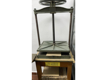 آلات الطباعة