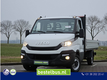 الشاحنات الصغيرة المسطحة IVECO Daily 35s14