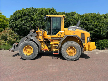 اللودر بعجل VOLVO L90H