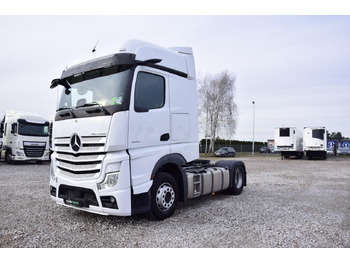 شاحنة جرار MERCEDES-BENZ Actros 1845