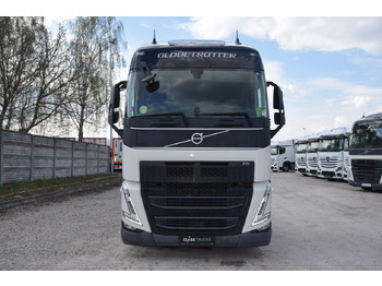 Volvo FH 500 Globetrotter XL Varios إيجار Volvo FH 500 Globetrotter XL Varios: صور 2