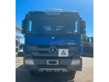 Mercedes-Benz Actros 4141 K 8x4 / Meiller Trójstronna Wywrotka / Automat / Euro 5 / Klima / 36T DMC إيجار Mercedes-Benz Actros 4141 K 8x4 / Meiller Trójstronna Wywrotka / Automat / Euro 5 / Klima / 36T DMC: صور 3