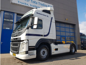 شاحنة جرار VOLVO FM 420
