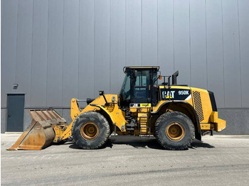 اللودر بعجل CATERPILLAR 950K