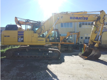 حفارة KOMATSU PC210