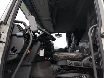 Volvo FH13 6x4 multilift koukku laite  إيجار Volvo FH13 6x4 multilift koukku laite: صور 4