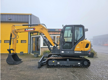 حفارة مصغرة XCMG XE60GA