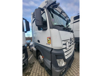 شاحنة جرار MERCEDES-BENZ Actros 1845