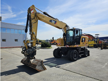 حفارة على عجلات CATERPILLAR M318F