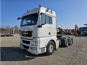 شاحنة جرار MAN TGX 33.540