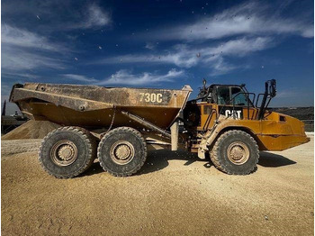 شاحنة مفصلية CATERPILLAR 730C2
