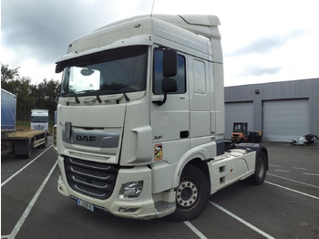 شاحنة جرار DAF XF 480