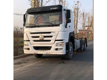 شاحنة جرار SINOTRUK HOWO