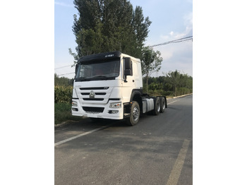 شاحنة جرار SINOTRUK HOWO