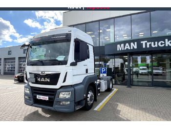 شاحنة جرار MAN