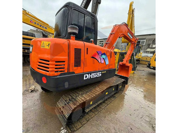 حفارات زحافة DOOSAN DH60