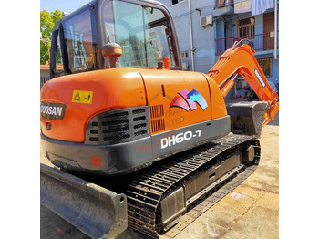 حفارات زحافة Awesome Performance Korea Imported Small Scale Used Doosan Dh60 Excavator in Shanghai: صور 4