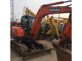 حفارات زحافة DOOSAN DX60