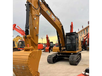 حفارة CATERPILLAR 320GC