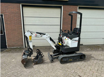 حفارة مصغرة BOBCAT E10