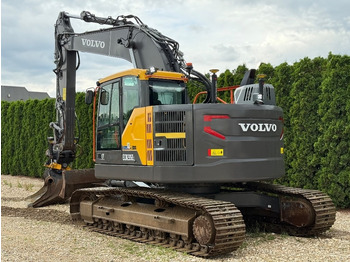حفارات زحافة Volvo ECR 235 EL: صور 3