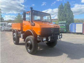 شاحنات مسطحة UNIMOG