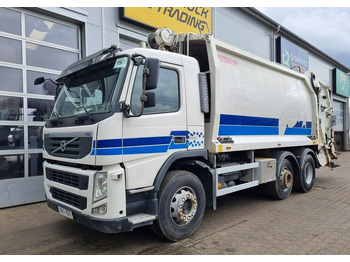شاحنة القمامة VOLVO FM 330