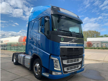 شاحنة جرار VOLVO