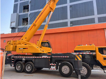 موبايل كرين XCMG XCT80