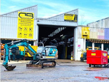 حفارة مصغرة KOBELCO