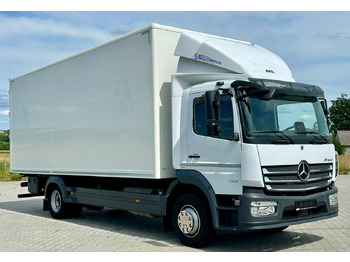 متساوي شاحنة MERCEDES-BENZ Atego 1221