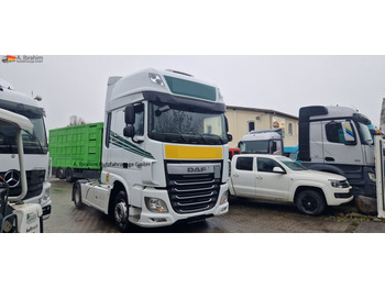شاحنة جرار DAF XF 460
