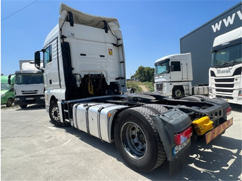 شاحنة جرار MAN TGX 18.460: صور 4