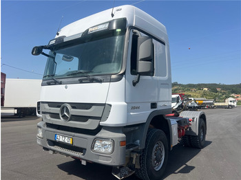 شاحنة جرار MERCEDES-BENZ Actros 2044