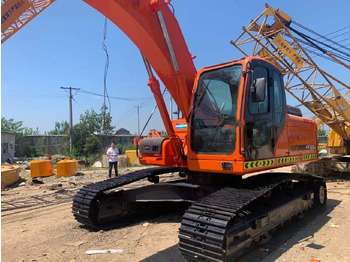 حفارات زحافة DOOSAN DX300