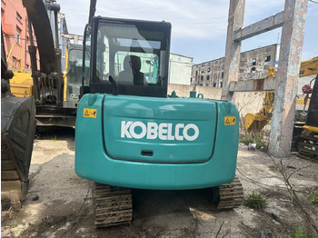 حفارة مصغرة KOBELCO
