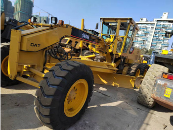 آلة تسوية الأرض CATERPILLAR 140H