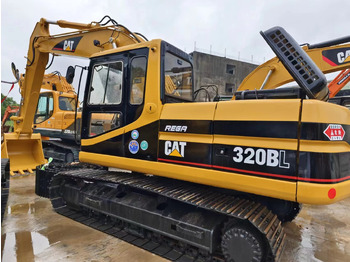 حفارات زحافة CATERPILLAR 320BL