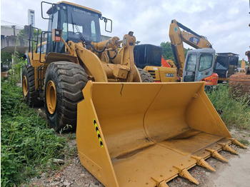 اللودر بعجل CATERPILLAR 966H
